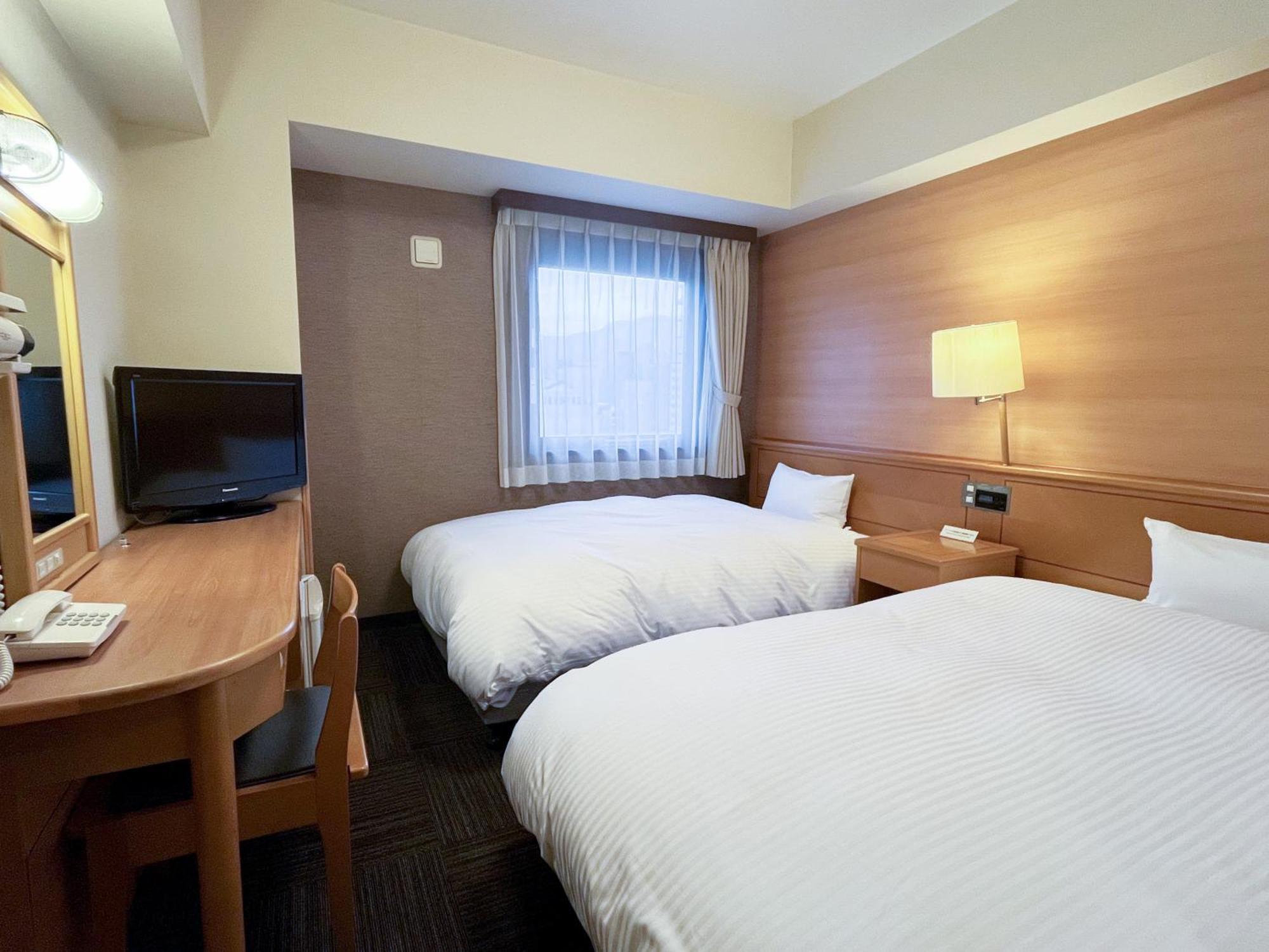 Hotel Route-Inn Yamagata Ekimae Bagian luar foto